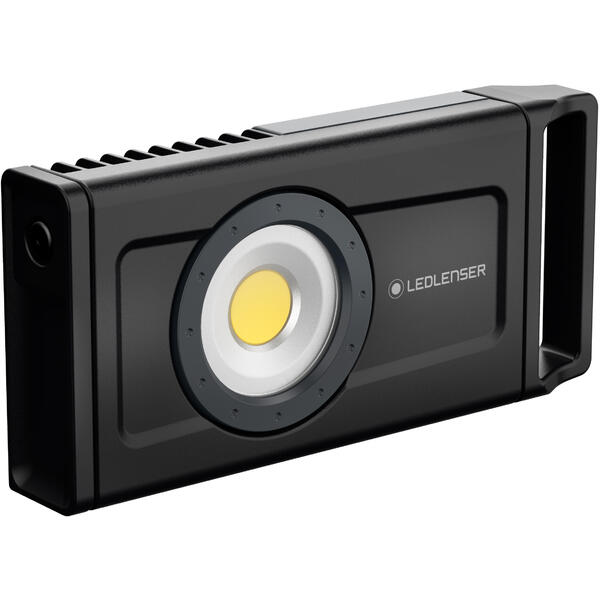 LEDLENSER IF4R BLACK 2500LM + INCARCATOR