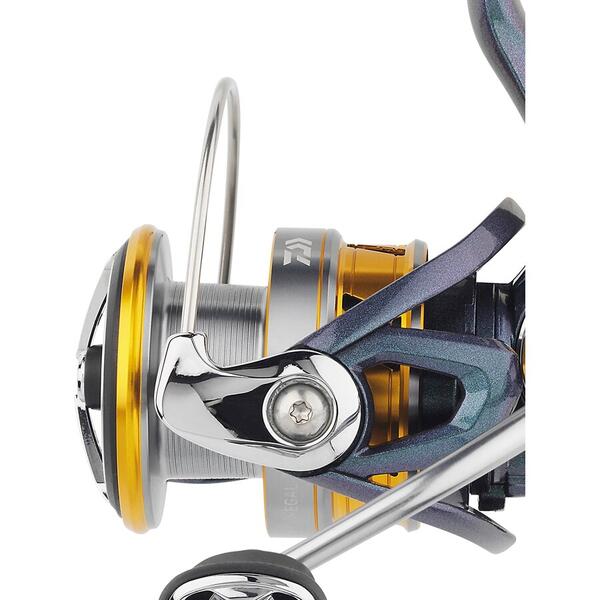 DAIWA TAMBUR 18 REGAL LT 2500D