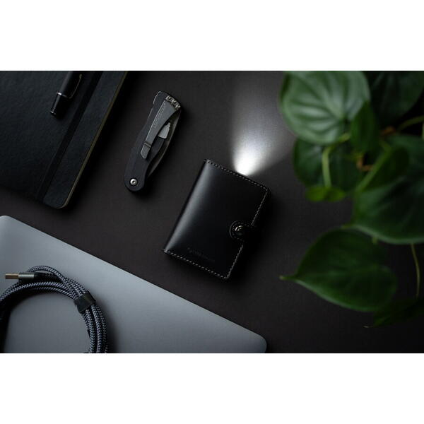 LEDLENSER LANTERNA PORTOFEL  BLACK 150LM+ACUM+USB