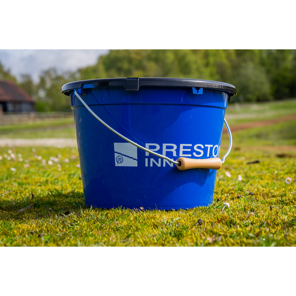 PRESTON INNOVATION GALEATA BUCKET BLUE 13L