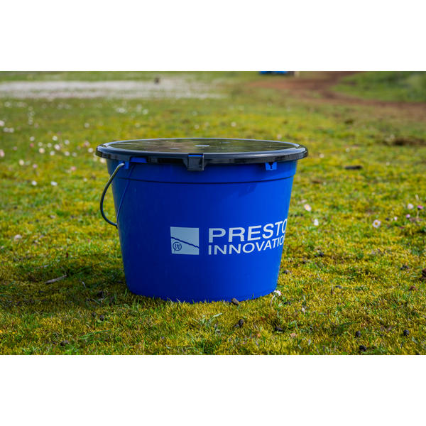 PRESTON INNOVATION GALEATA BUCKET BLUE 13L