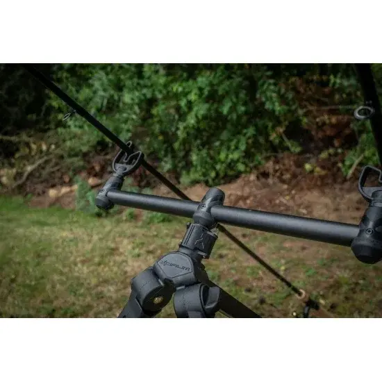 PRESTON INNOVATION TRIPOD KORUM COMPACT RIVER