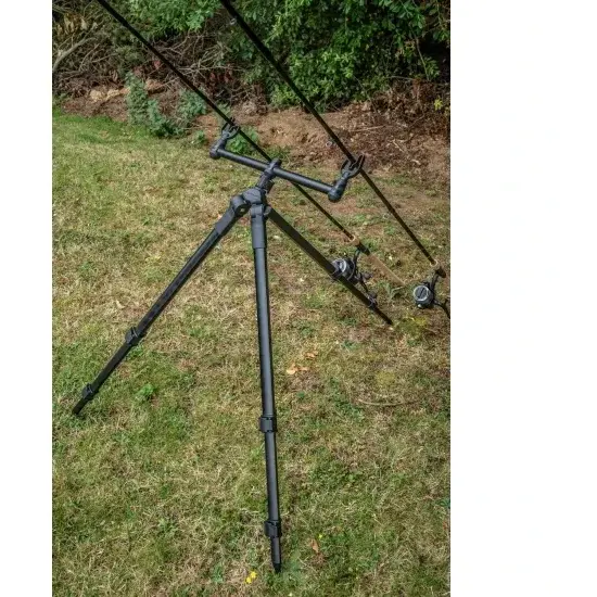 PRESTON INNOVATION TRIPOD KORUM COMPACT RIVER
