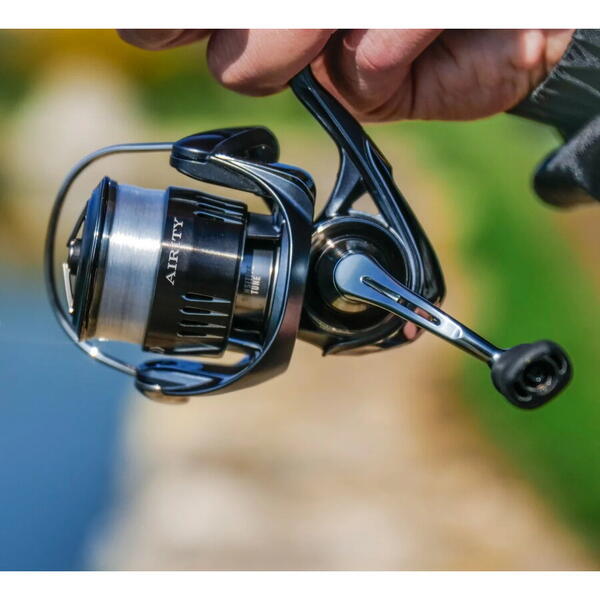 MULINETA DAIWA 23 AIRITY ST SF 2000SSP 10RUL/100MX025MM/4.6:1