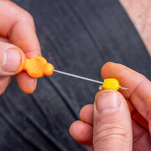 GURU CROSETA FINE GATED LATCH NEEDLE